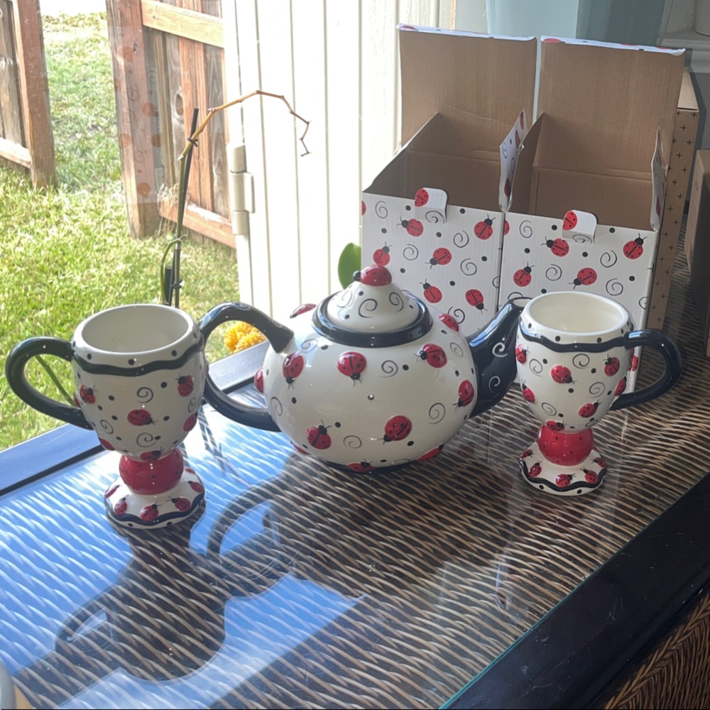 Burton Ladybug Teapot and Mug Set - White, Red, and Black